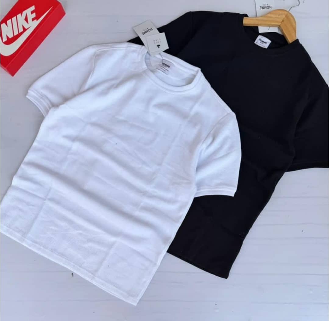 round neck t-shirts